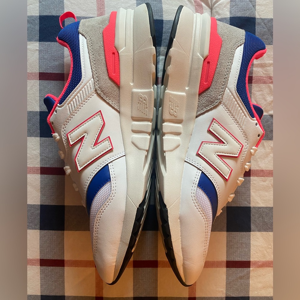 New Balance 997H - NWOB - Men’s size 10 - Picture 11 of 13